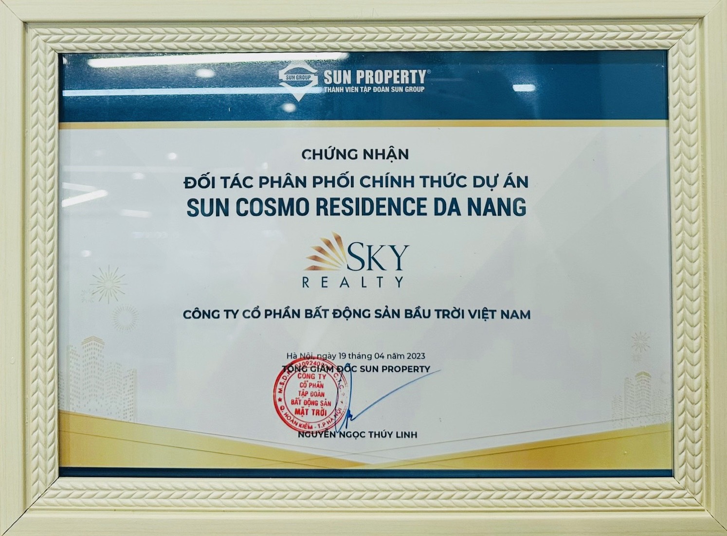 Giấy chứng nhận Sky Realty phân phối chính thức dự án Sun Cosmo Residences Đà Nẵng
