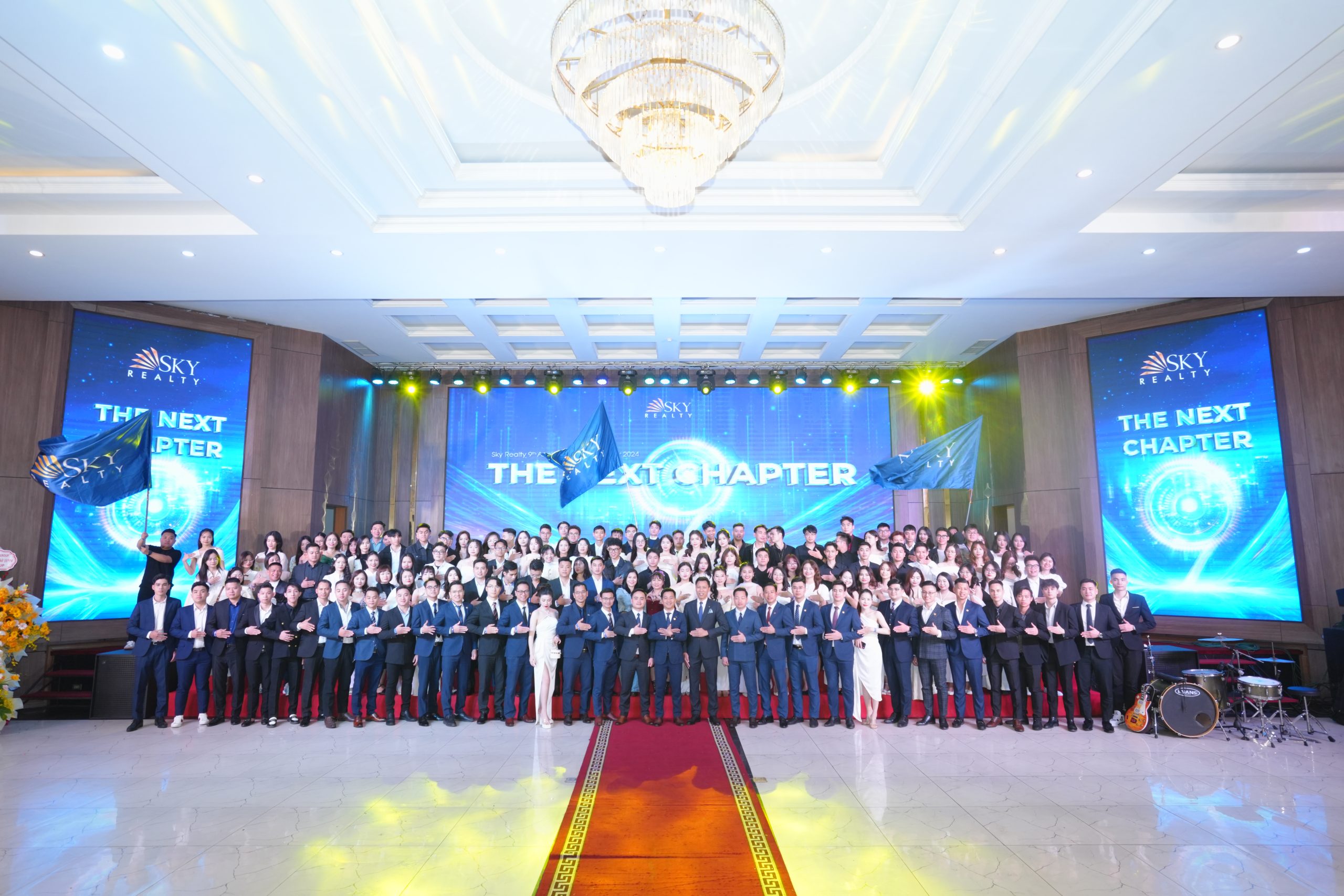 Đội ngũ nhân sự hùng hậu